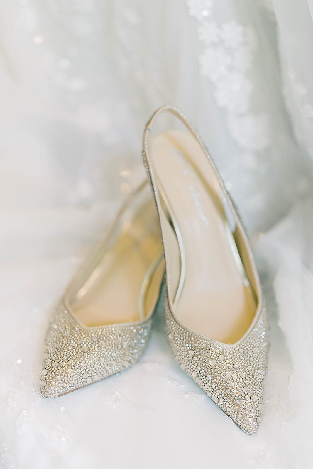 BARNSLEY RESORT WEDDING-07445