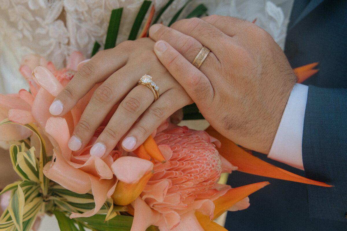 Elopement Photos in Oahu