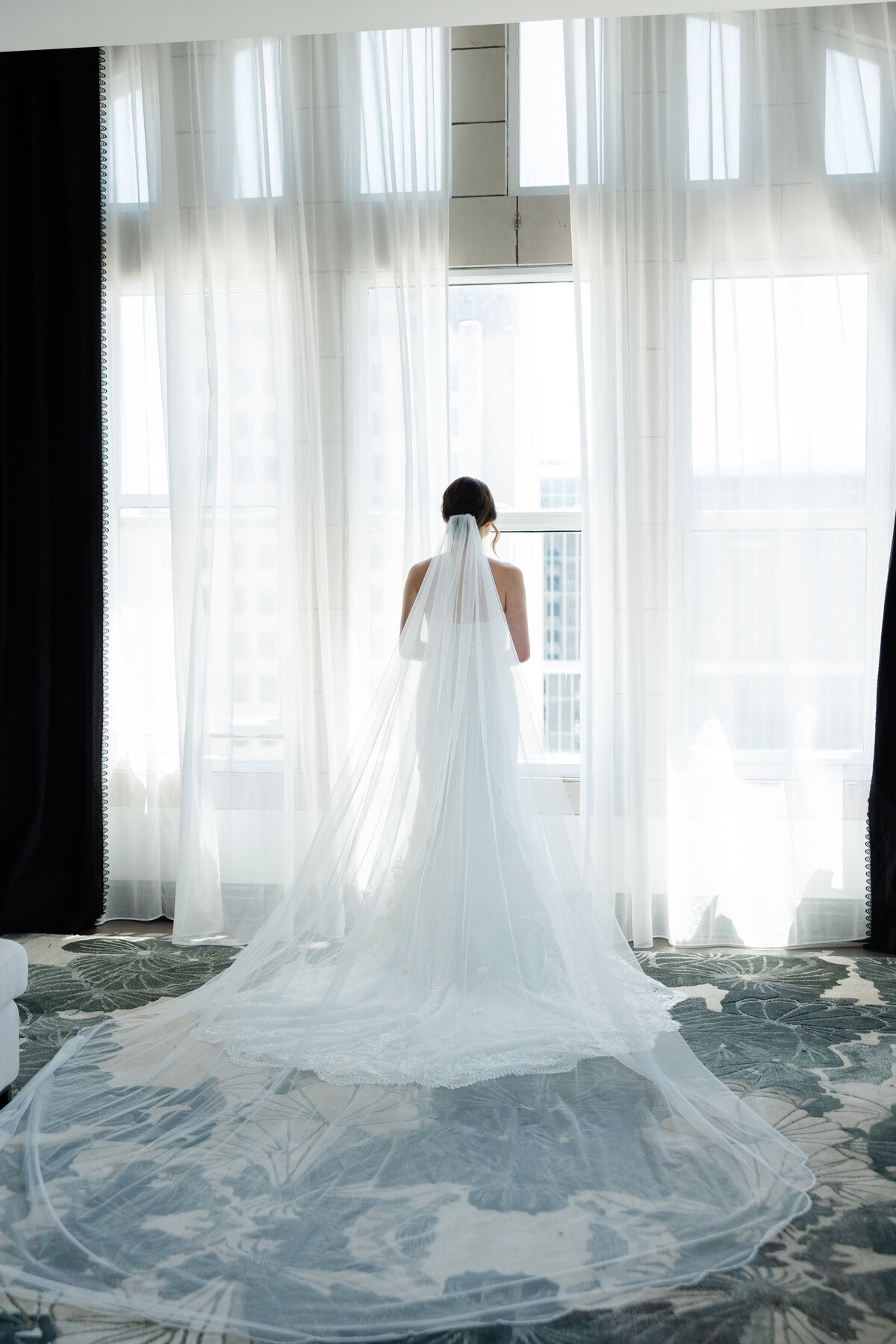 luxury hotel kansas city wedding -11