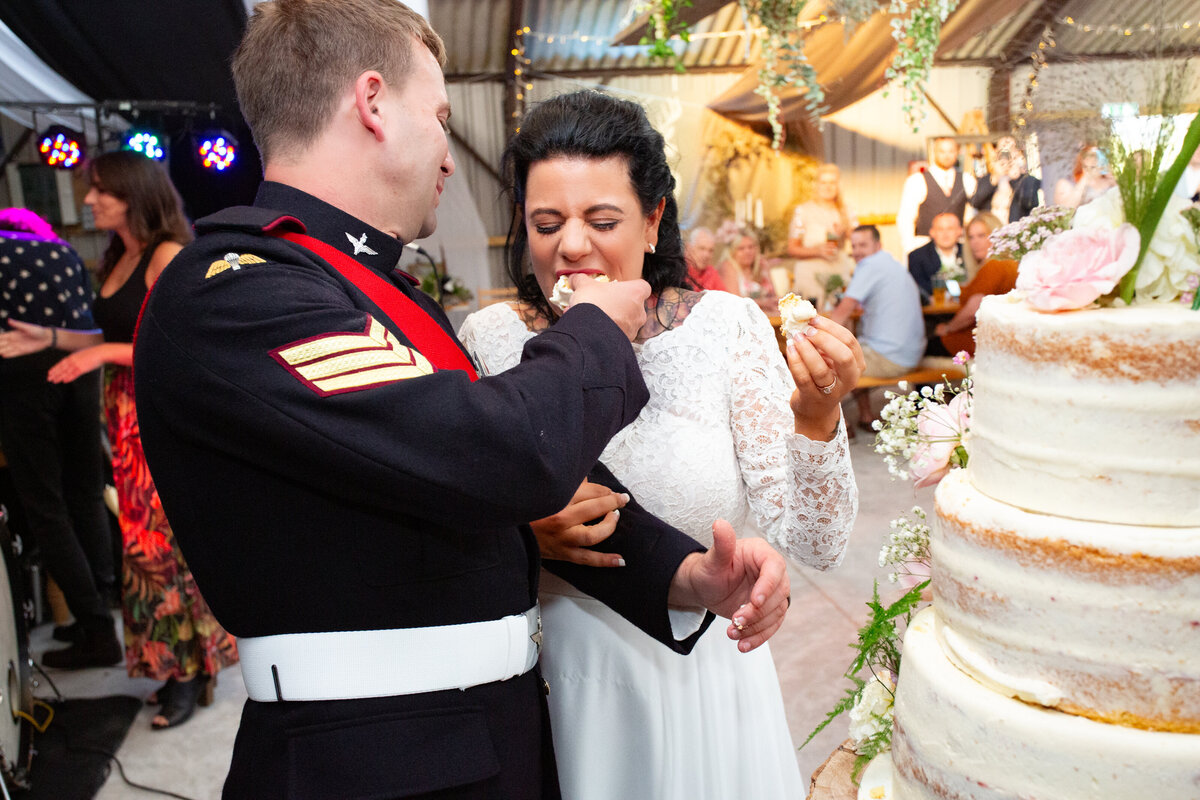 Emma-Gardiner-wedding-photography-029