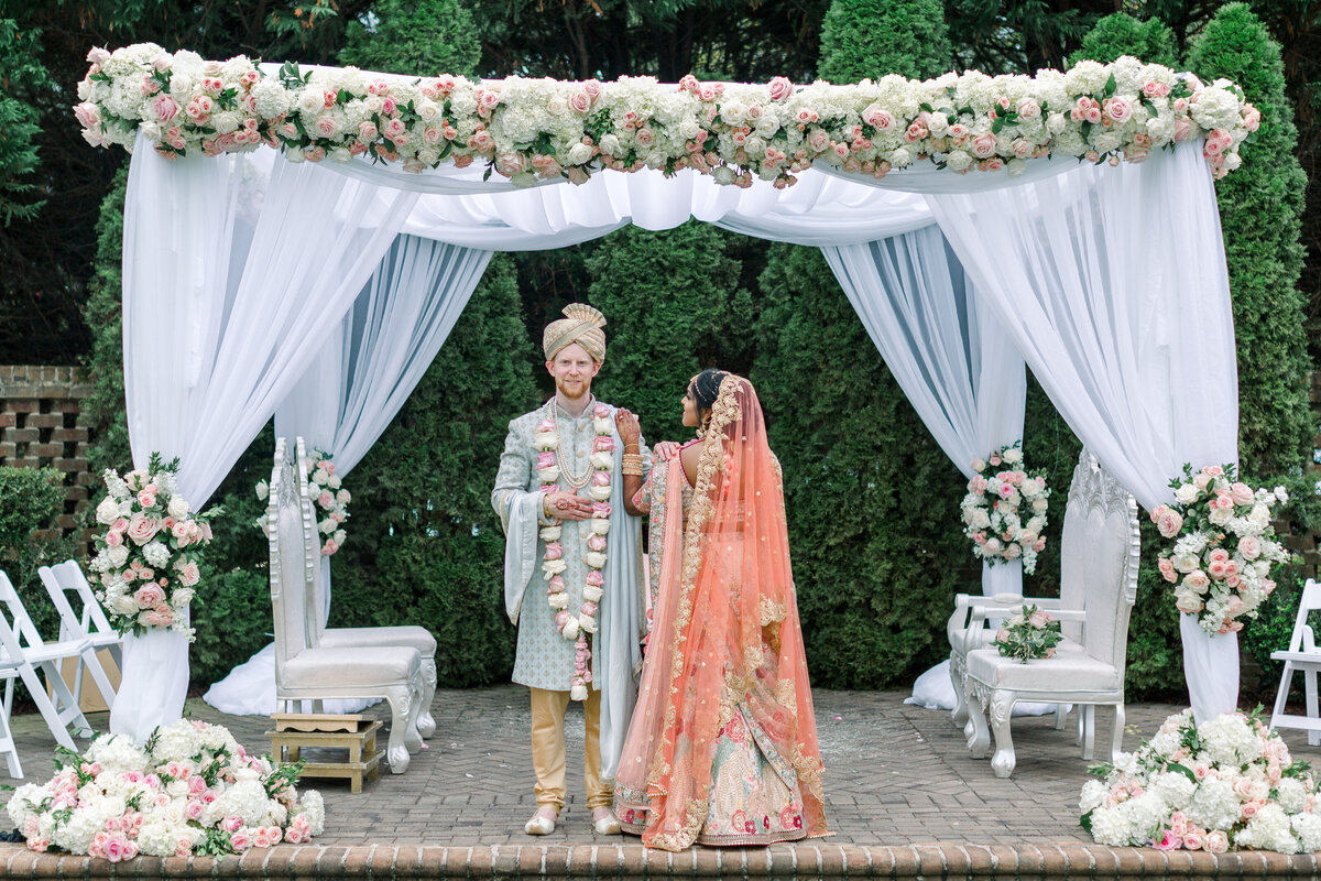 Makam_Weston_Rebekah and grace_Mandap Formals-1455