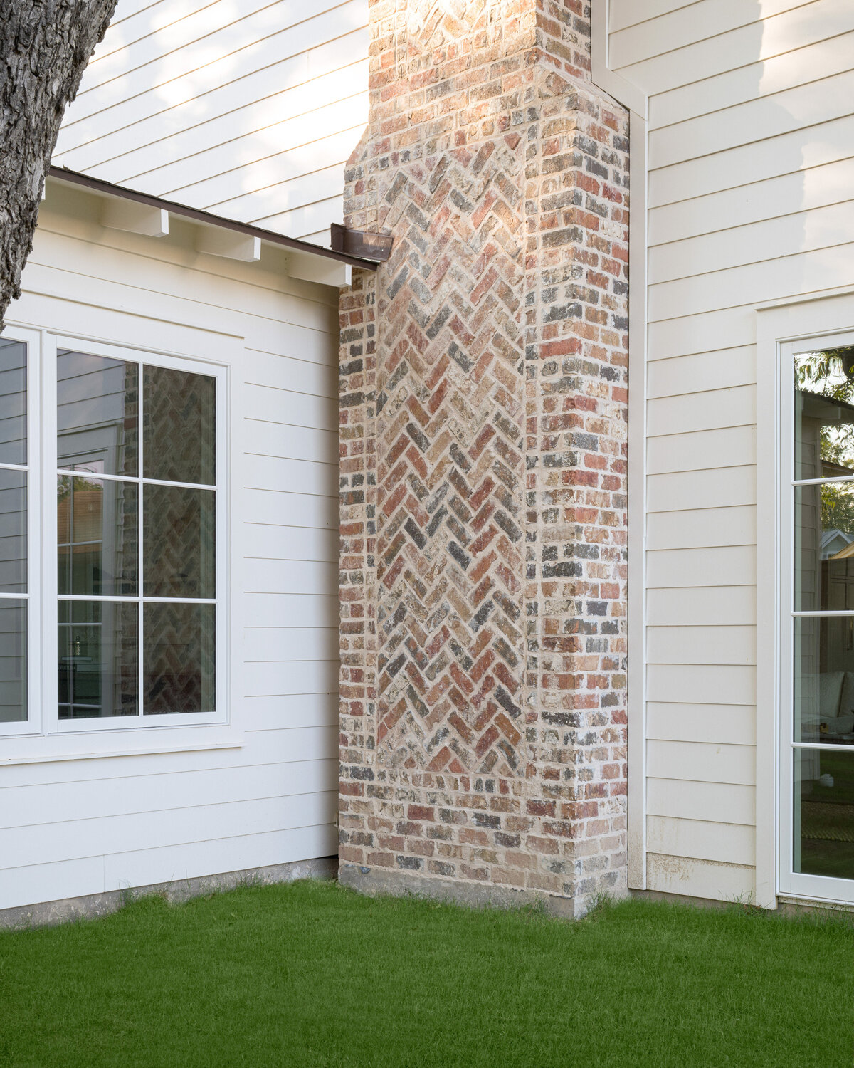 860 Edgefield Rd - exteriors-11