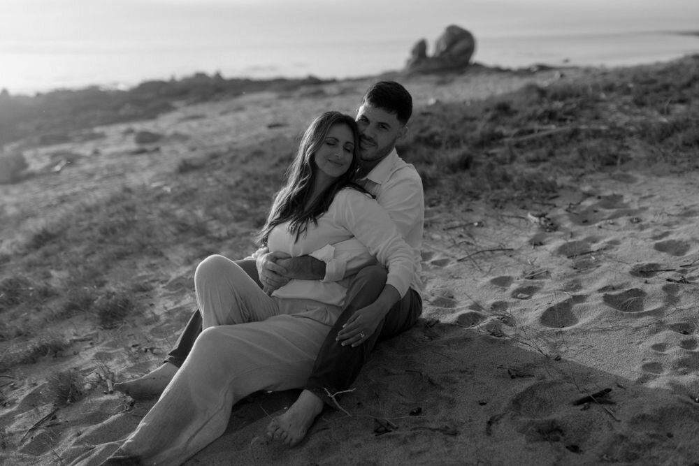 EduinaNelioCoastalBeachCarmelCaliforniaEngagementSessionKatherineKrakowskiPhotography-49-839b2272-1000