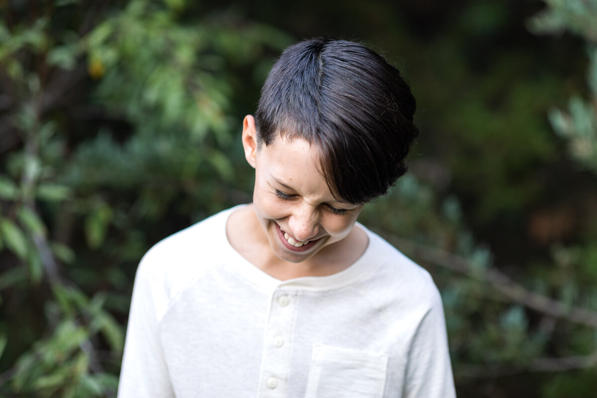 Kansas_City_Family_Photography_laughing_child_portrait-3