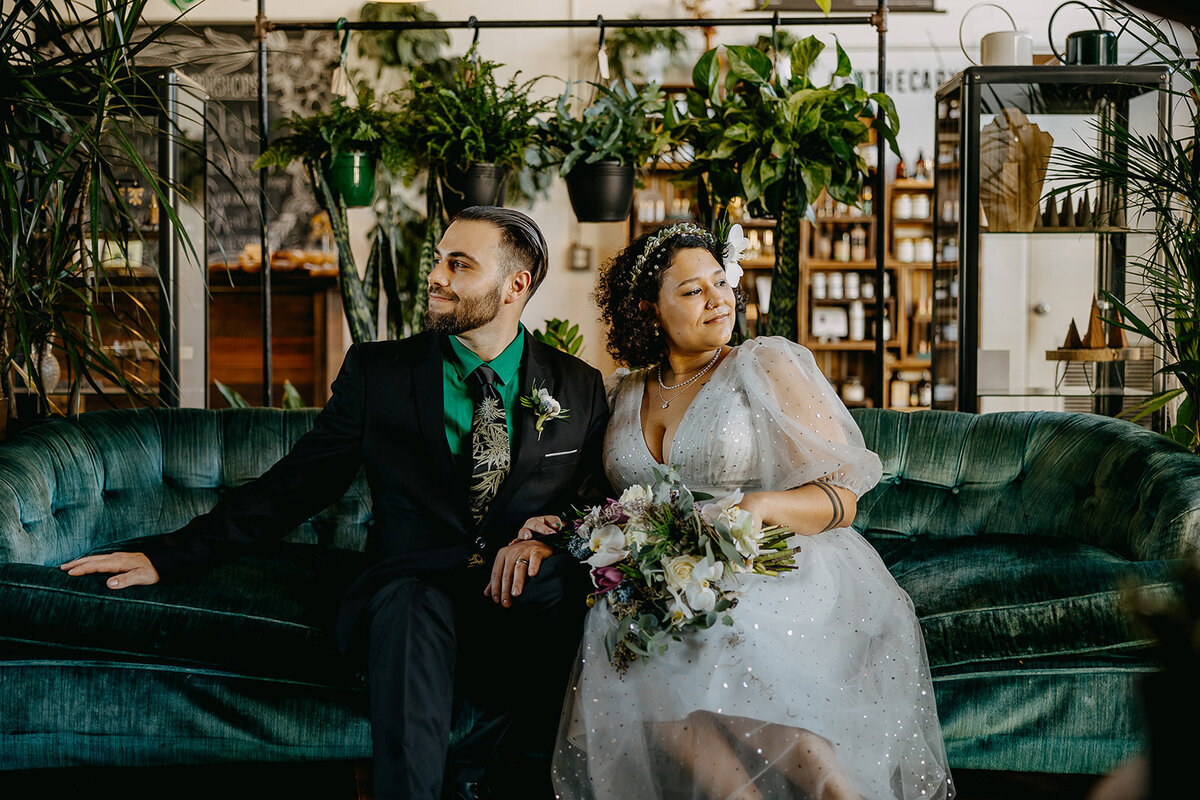 rad-red-creative-wild-roots-elopement-chantilly-chic-celebrations-7