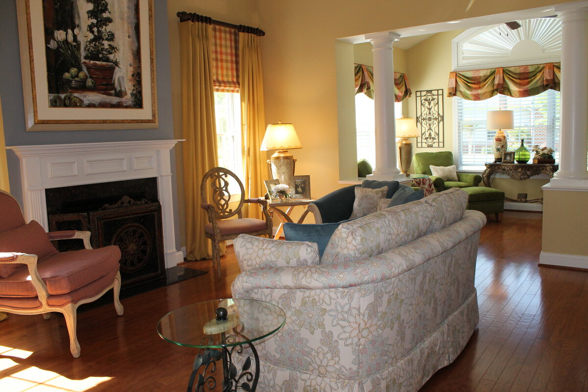 Bedeckers Interiors - Kristine Gregory - Midlothian Village (8)