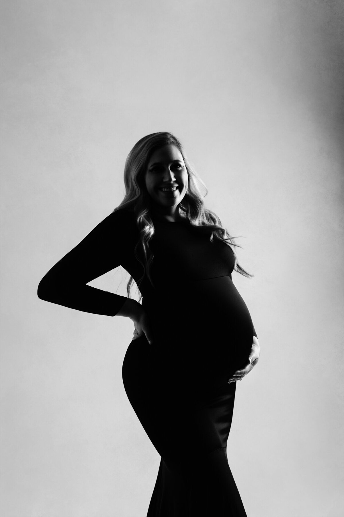NW Arkansas maternity photographer, maternity photography near me, maternity portraits NW Arkansas, pregnancy photoshoot near me