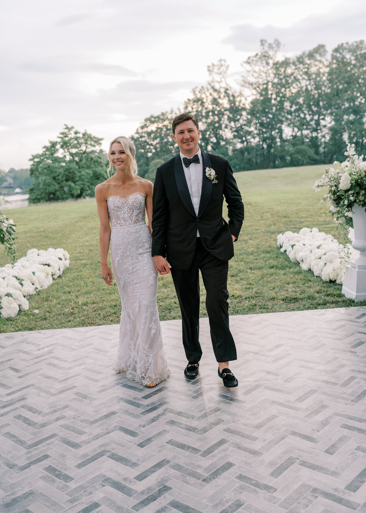 LindsayAndrewWedding5-17-24VickiGraftonPhotography-1365