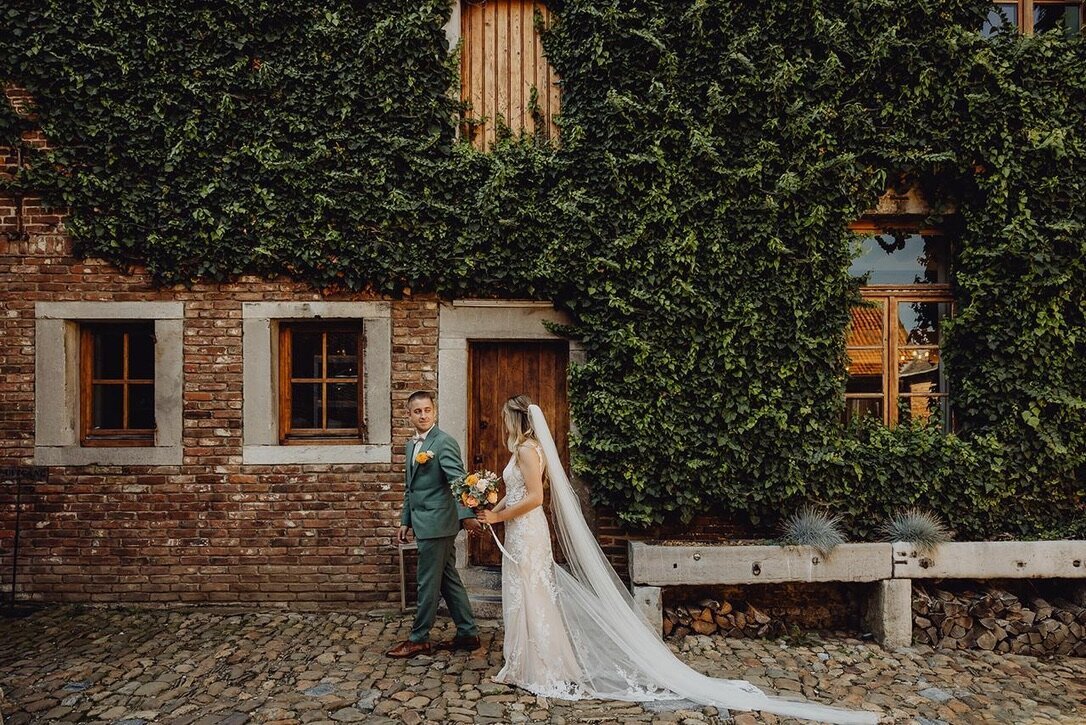 0869F426-248B-47B9-A58E-B6C49046E327_1_105_c