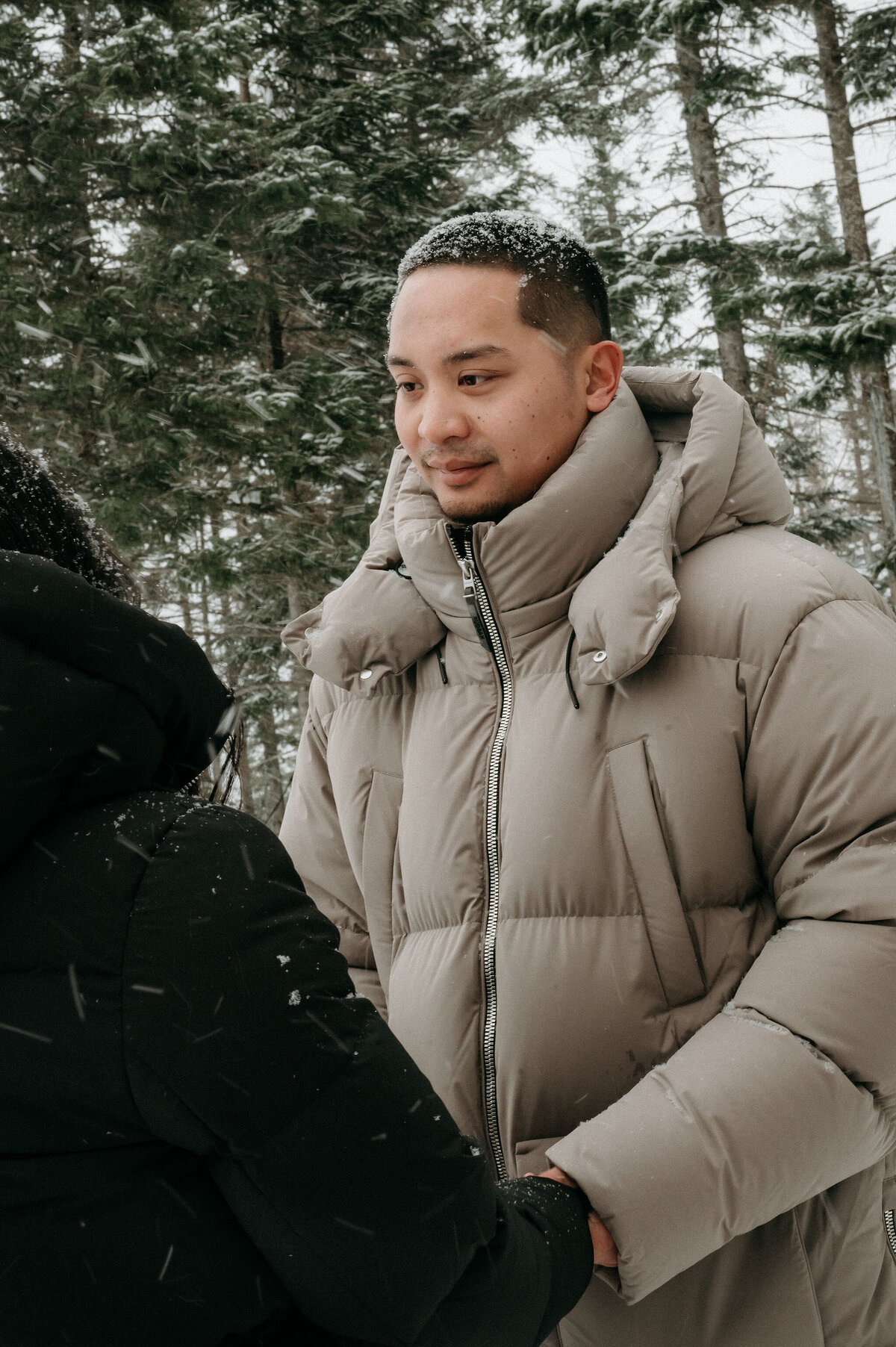 S-R_Winter-Elopement-Quebec-82