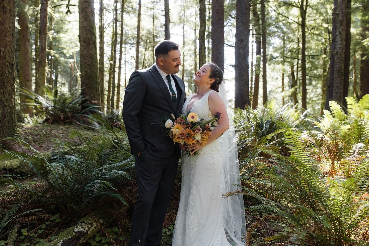 Taylor-Cody-Oregon-Coast-Micro-Wedding-248