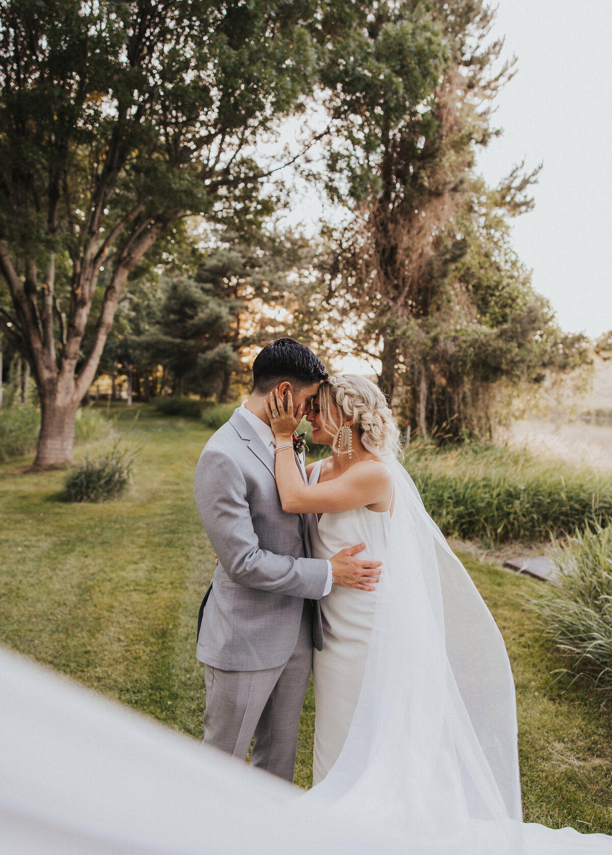 sunset photos wedding