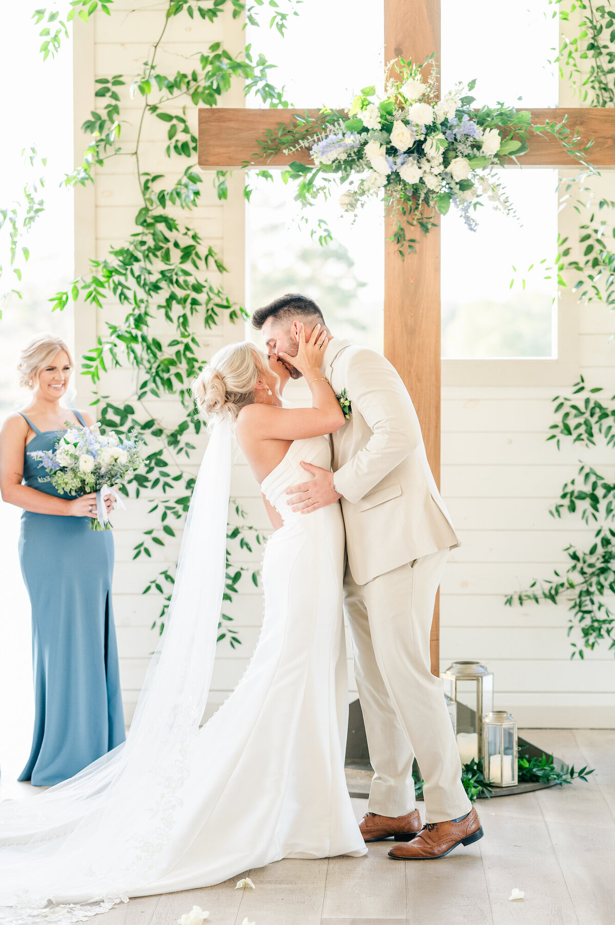 white-magnolia-november-wedding-kentwood-louisiana-64