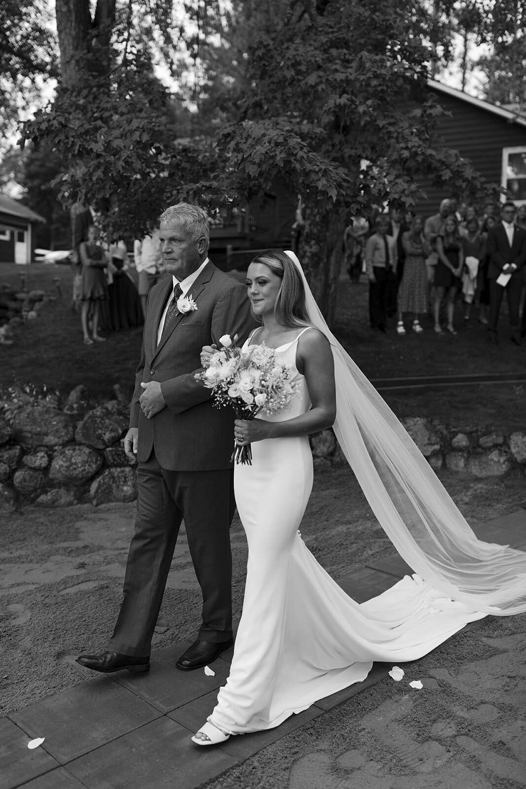 LUVIA_Wisconsin_Wedding_Photography_And_Videography_13