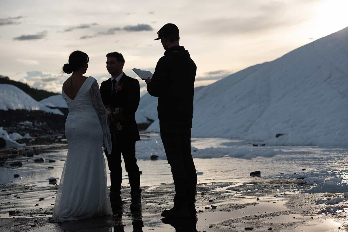 how-to-get-married-on-a-glacier-in-alaska-Soul-and-Sky-Weddings