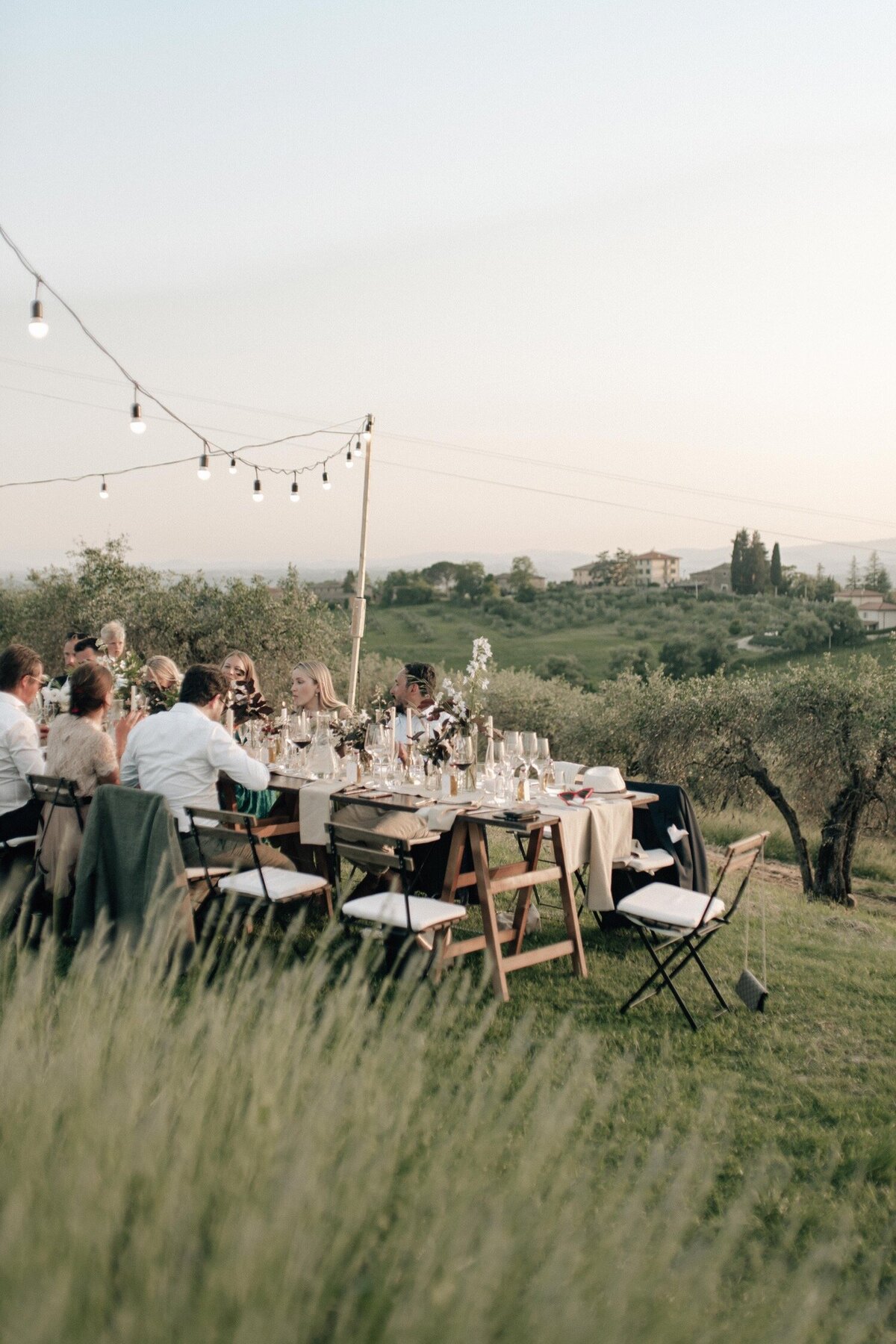 073_Tuscany_Destination_Wedding_Photographer-145_A tuscany wedding in the Chianti hills captured by Flora and Grace Wedding Photography. 