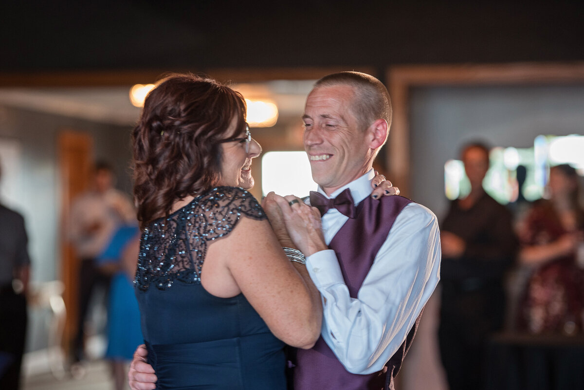 Detroit-Wedding-Photographer-The-Landing-240