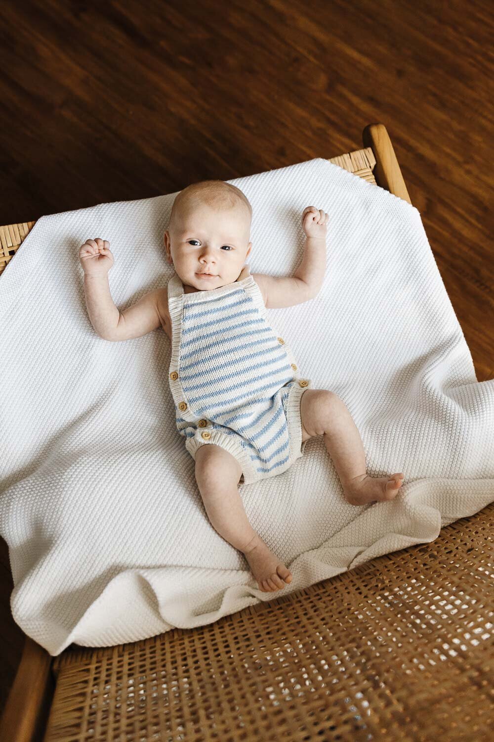 older-newborn-lifestyle-photography-toronto-1