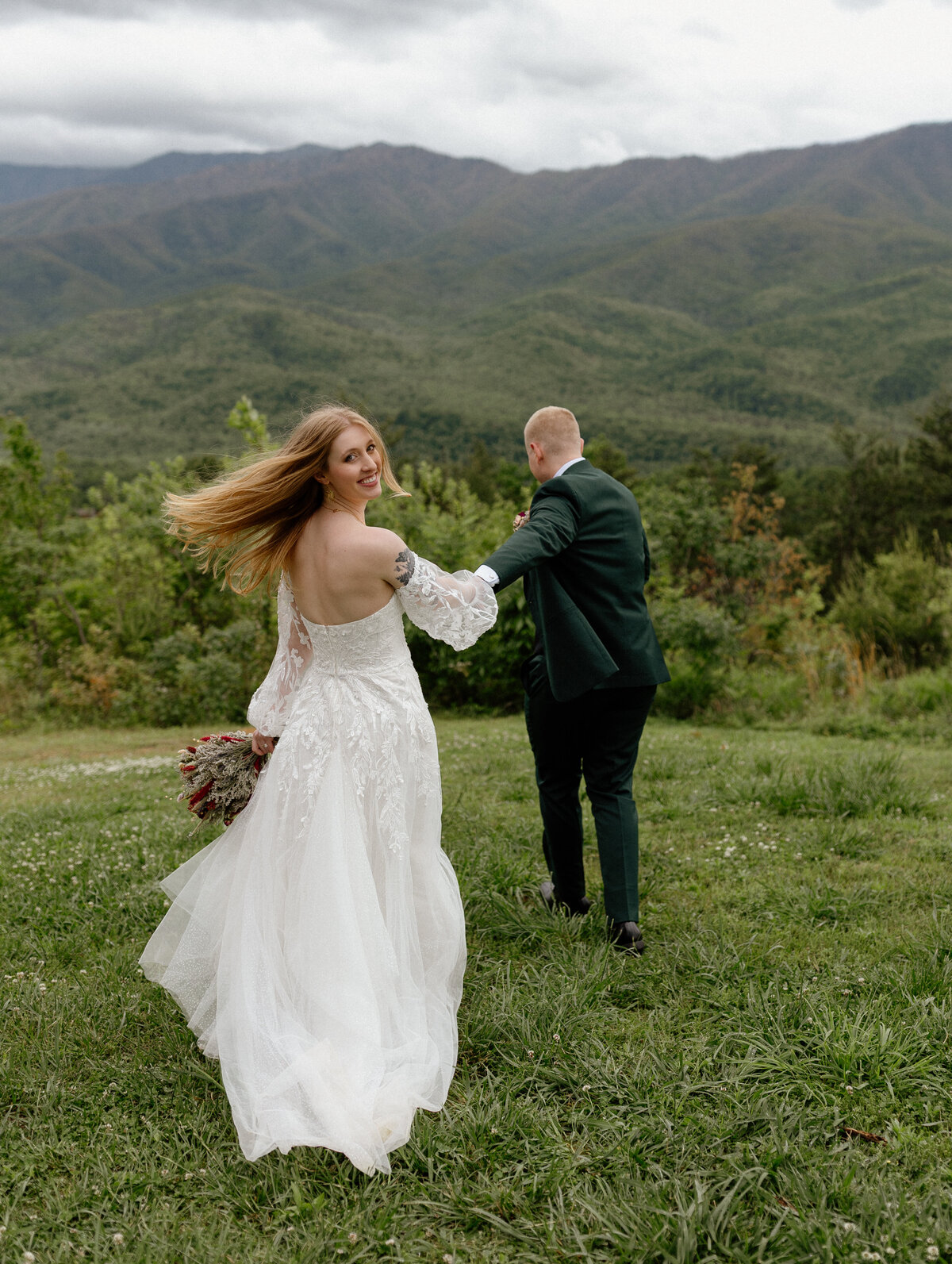 meg-thompon-photography-gatlinburg-wedding-lauren-matt-405