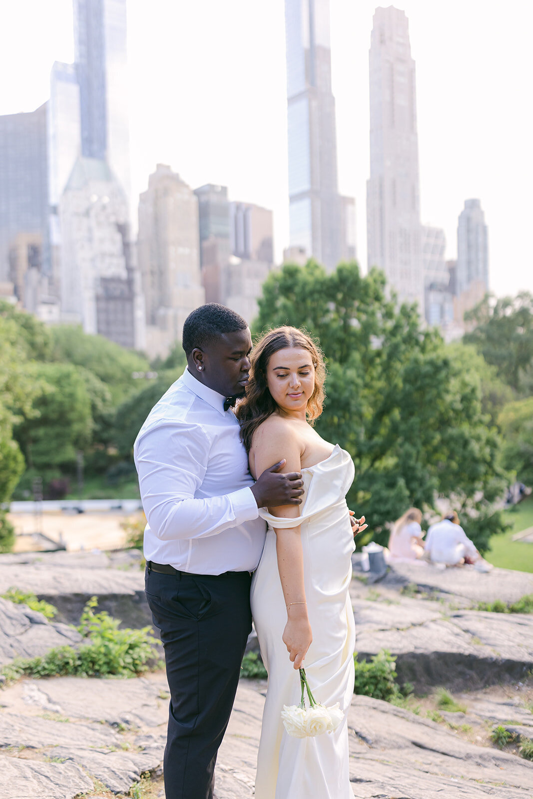 Central-Park-Elopement-New-York-Cinematic-Intimate-Wedding-Larisa-Shorina-Photography-Le-Prive-Collective-21