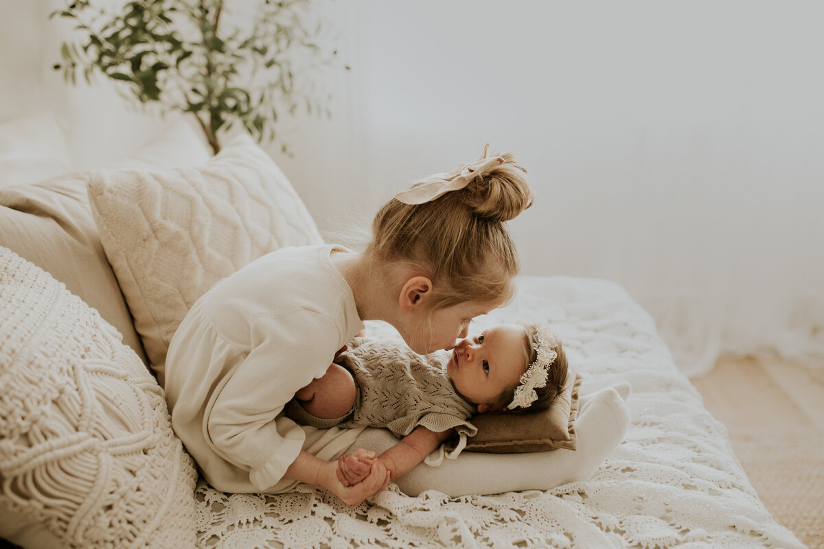 Red Deer Newborn Baby Photographer 108