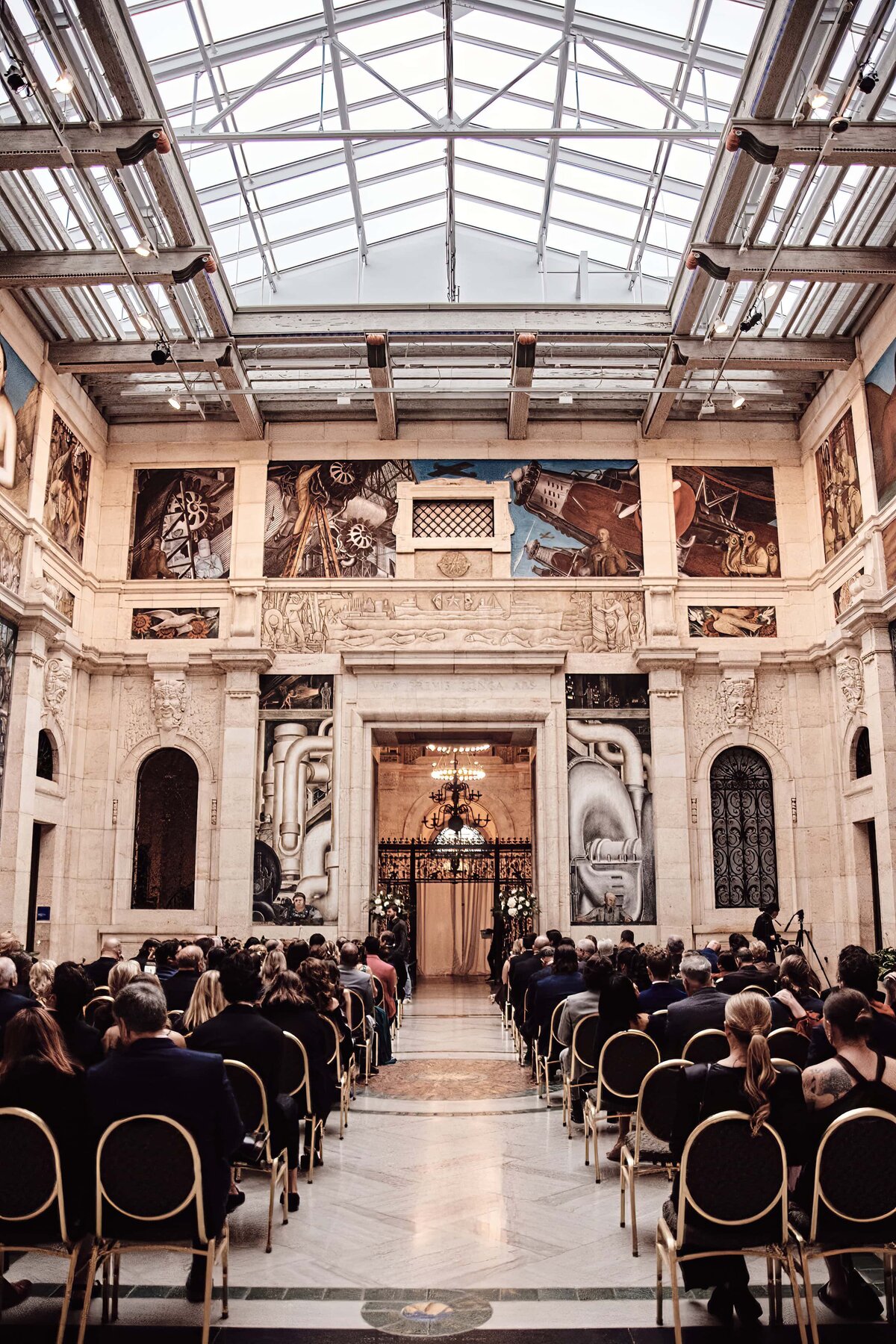 Detroit Institute of Art Detroit, Michigan Wedding_339