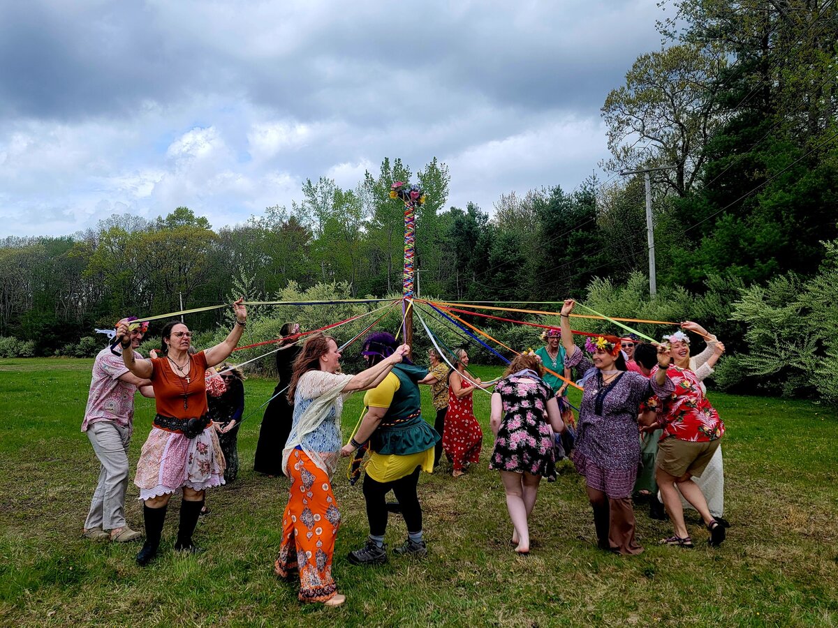 Maypole 2