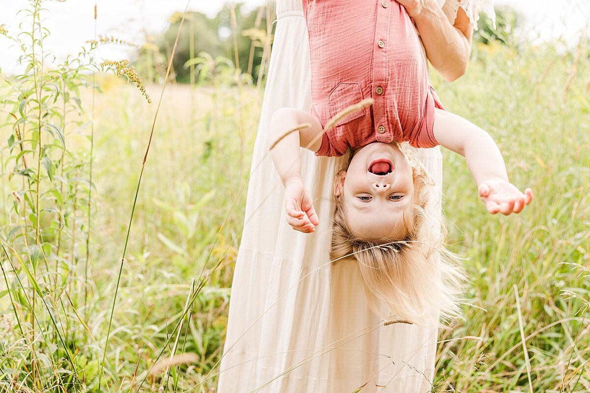 Outside  Newborn Photo Session with Sara Sniderman Photography  at Heard Farm Conservation Land, Wayland Massachusetts