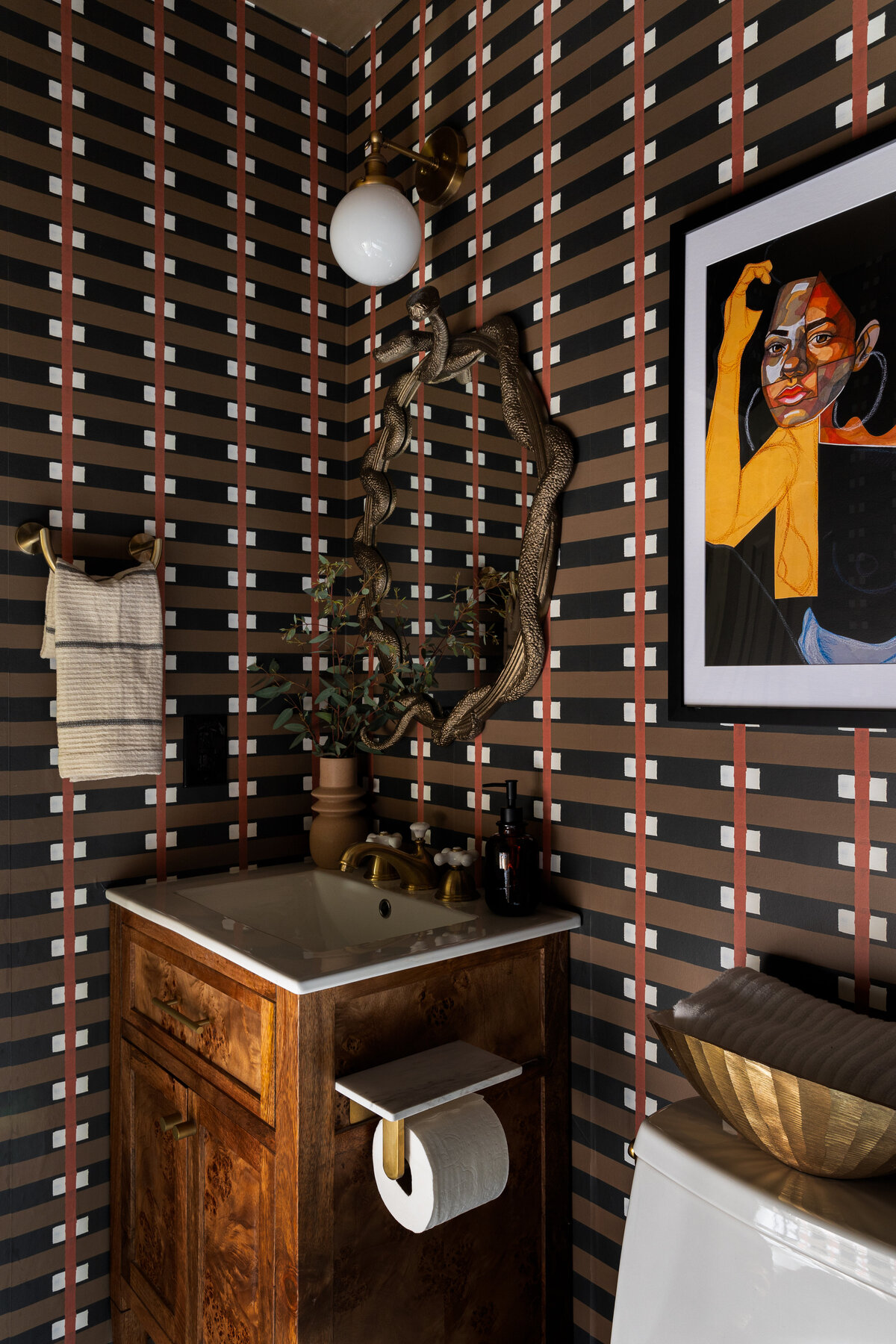 Indigo Pruitt Marie Cloud Powder Room Design (1)