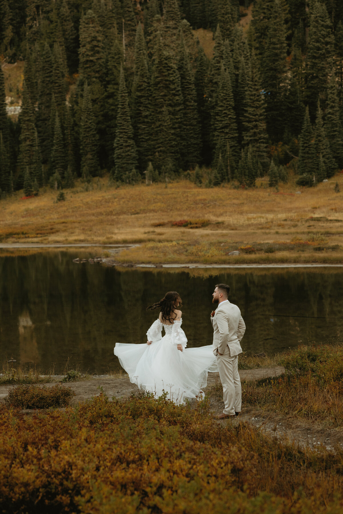 Elopement-PNW-Mt-Rainier-Washington-Elopement-Photographer-Tessa-Marie-Collective
