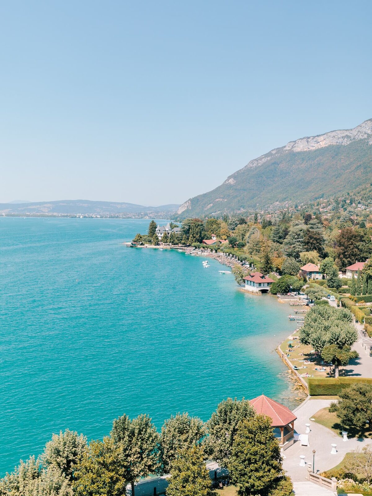 luxury-wedding-at-the-palace-de-menthon-annecy1