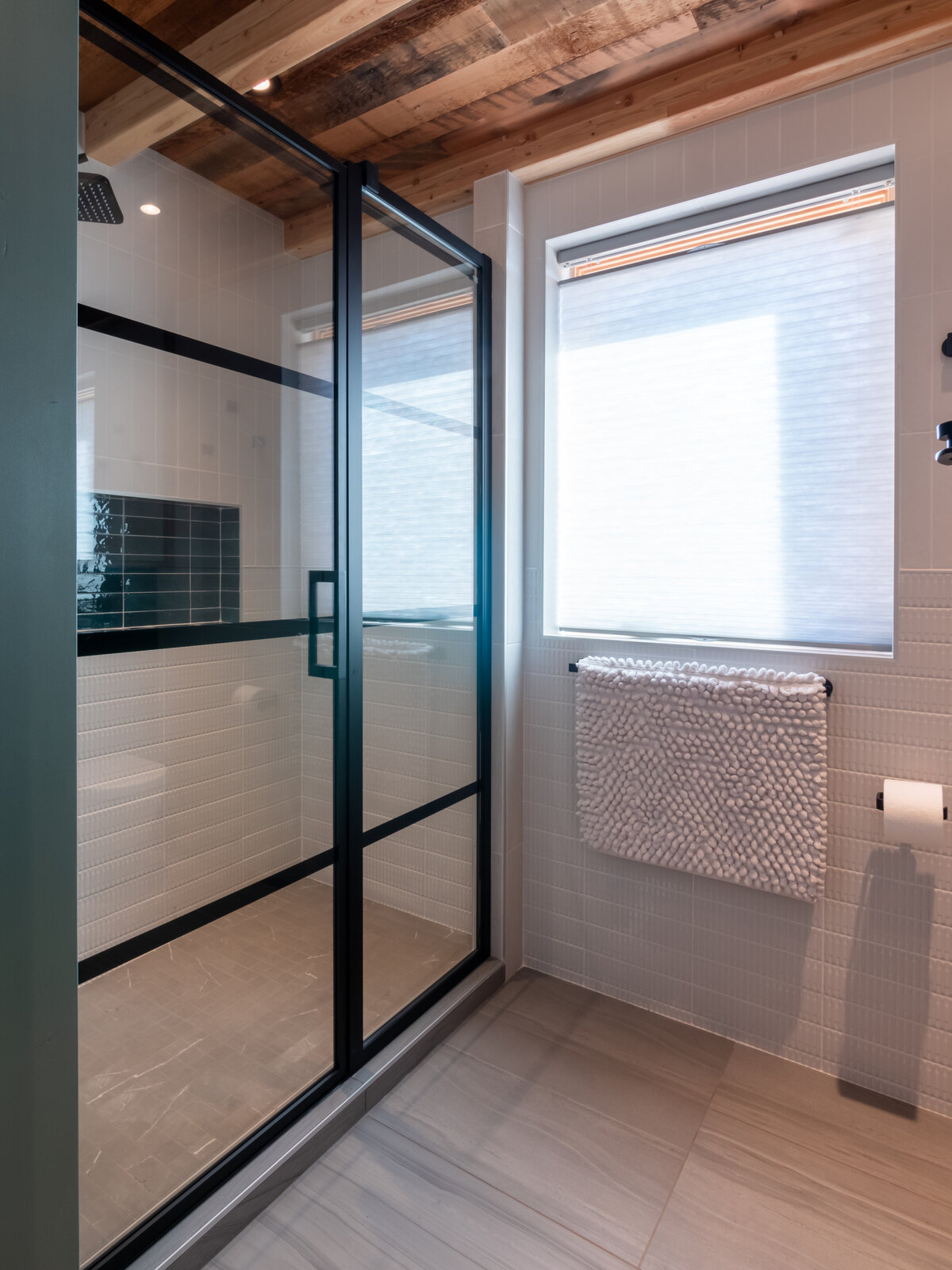 Jeengi-SRM-interior-and-exterior (5)