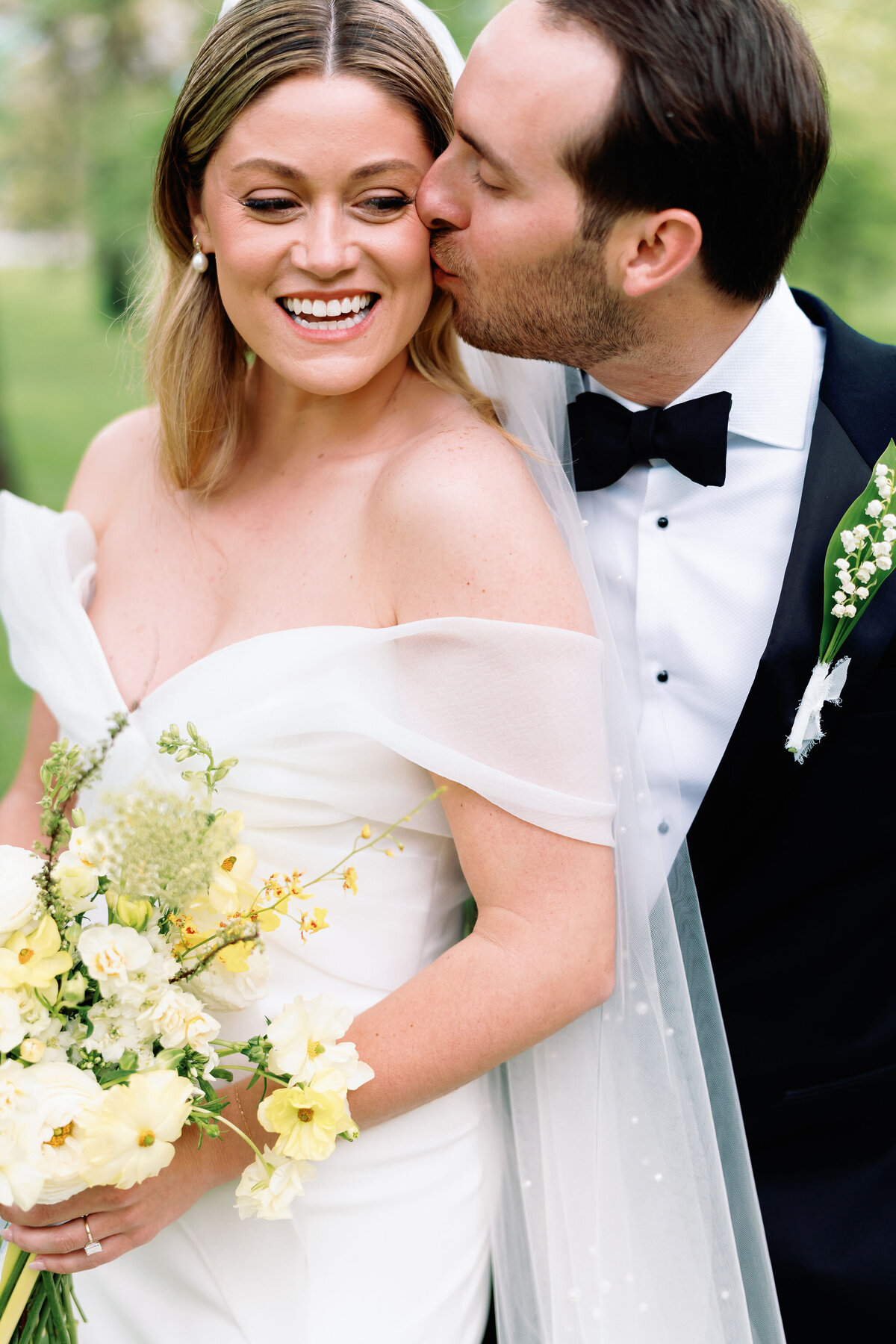 24-bride-groom-portraits