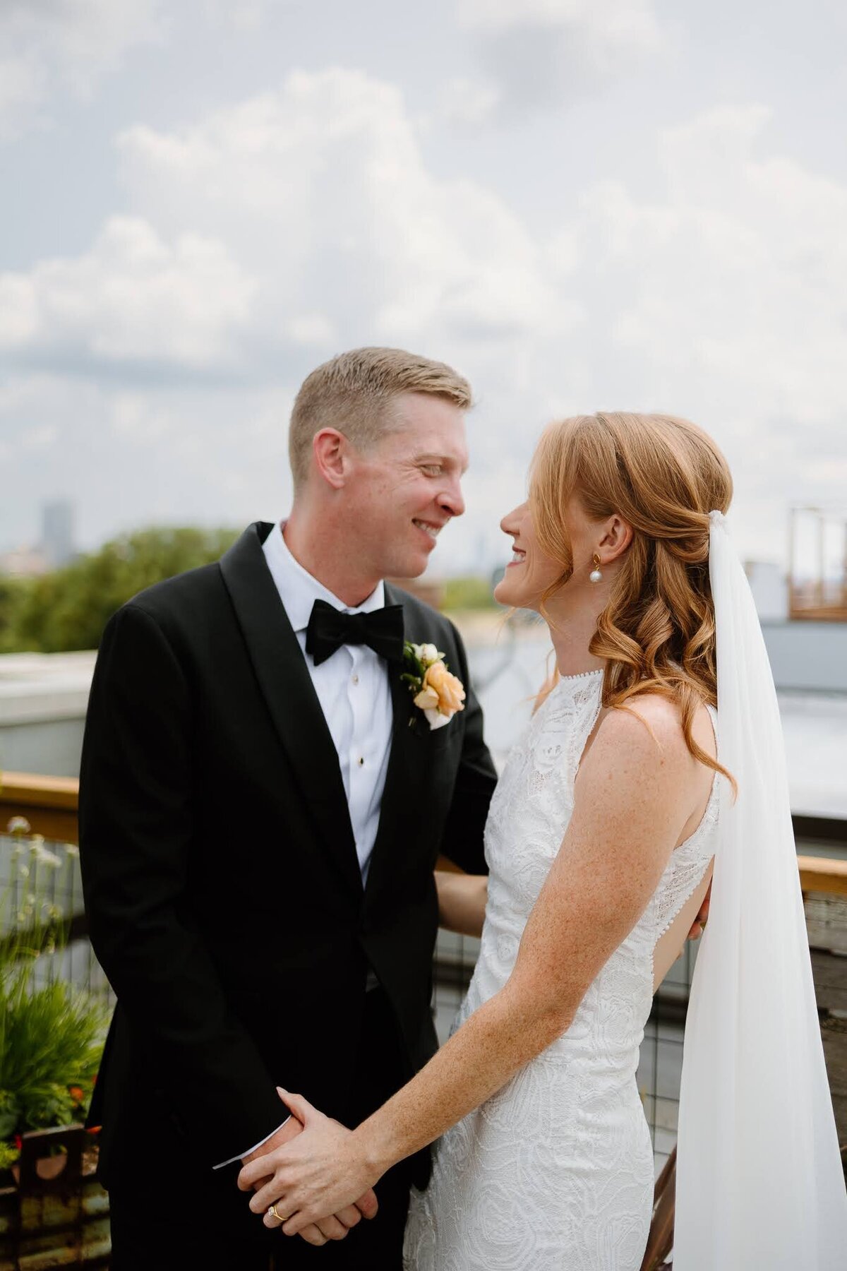 Nichole-Babiez-Photography-07.15.2023-Artifact-events-downtown-chicago-montrose-pointe-bird-sanctuary-wedding-photos-candid-luxury-fall-destination-18