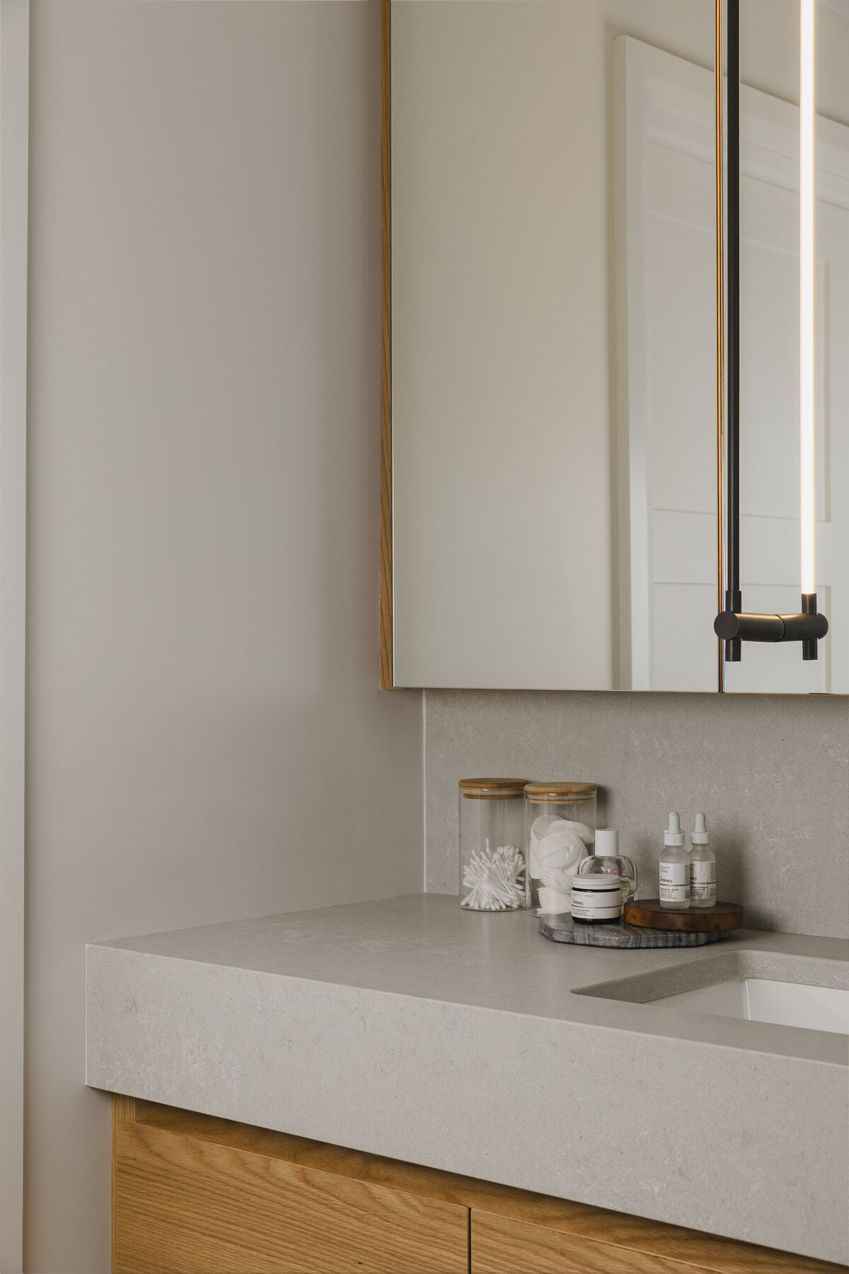 Dark and Moody Bathroom Inspiration