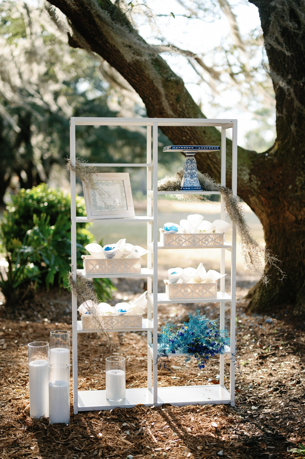 Styled Shoot Across America tour #2 - Hewitt Oaks, Savnnah Georgia - Tampa Florida and Destination Wedding Photographer - Alaina René Photography-69