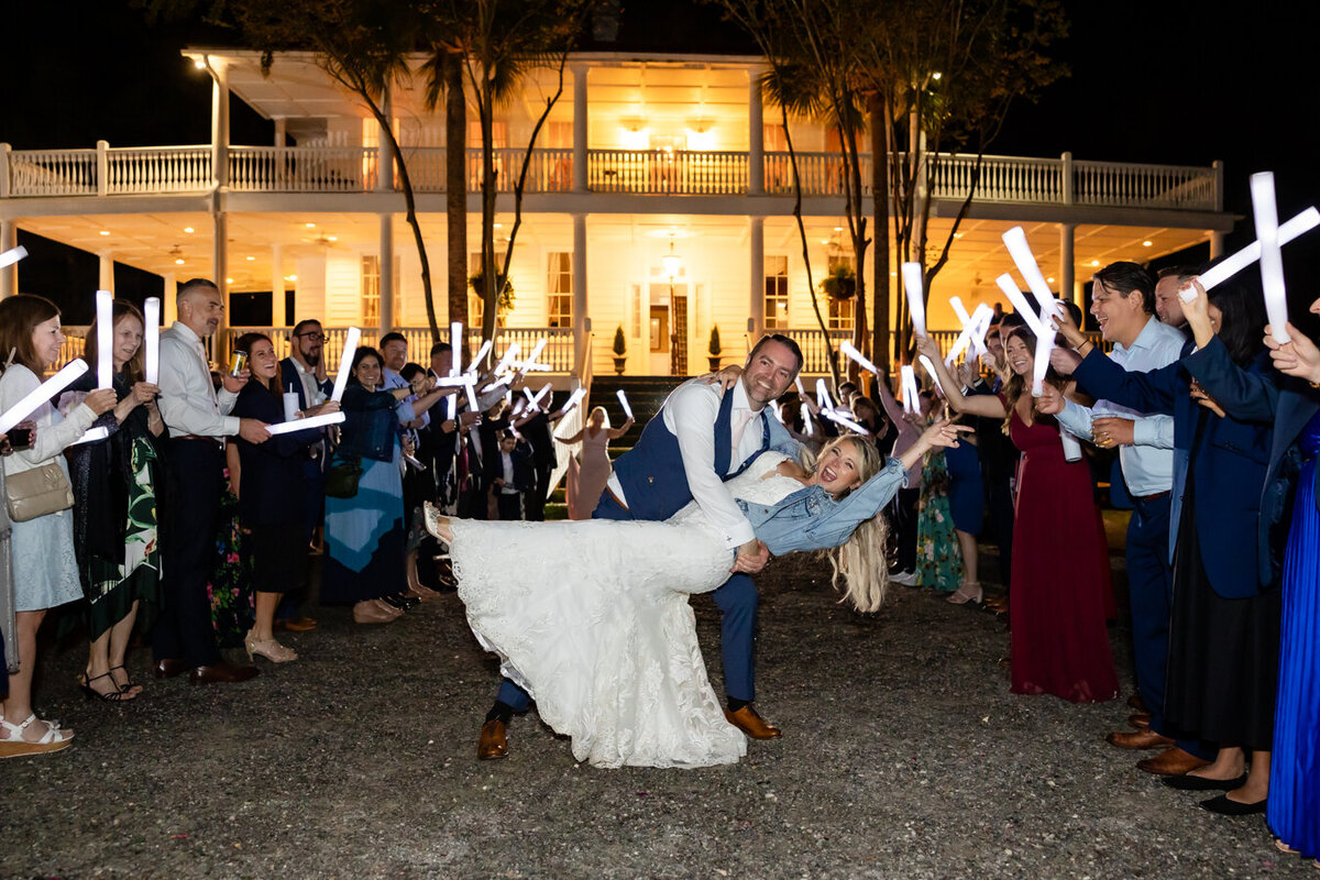 tomas_flint-Charleston_Wedding-1042