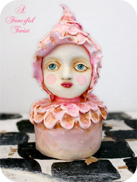 raspberry-cupcake-fancy-full