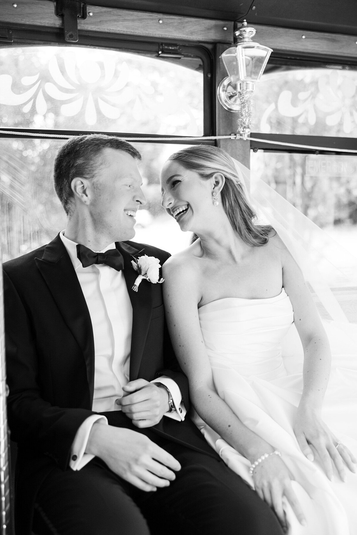 Raleigh-NC-Wedding-Photographer-The-Maxwell-Sarah-Hinckley-Photography-Timeless-Wedding-Photographer-_0017