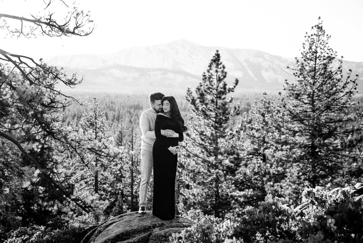 Lake-Tahoe-Maternity-Portraits7