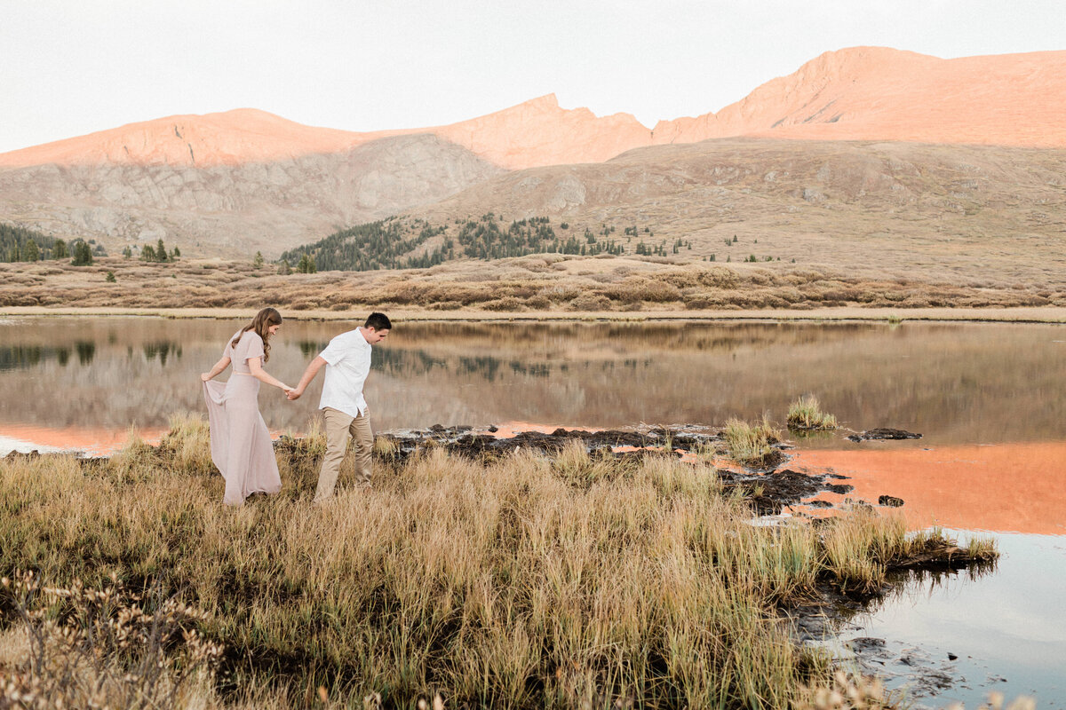 K+N_Colorado_Fall_Mountain_Engagement_Session_with_Diana_Coulter-100
