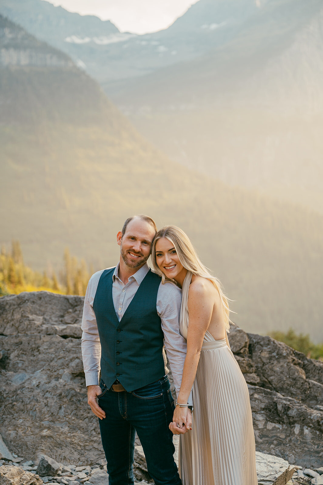 vintage-hollywood-glacier-national-park-elopement-presley-gray-photo1365