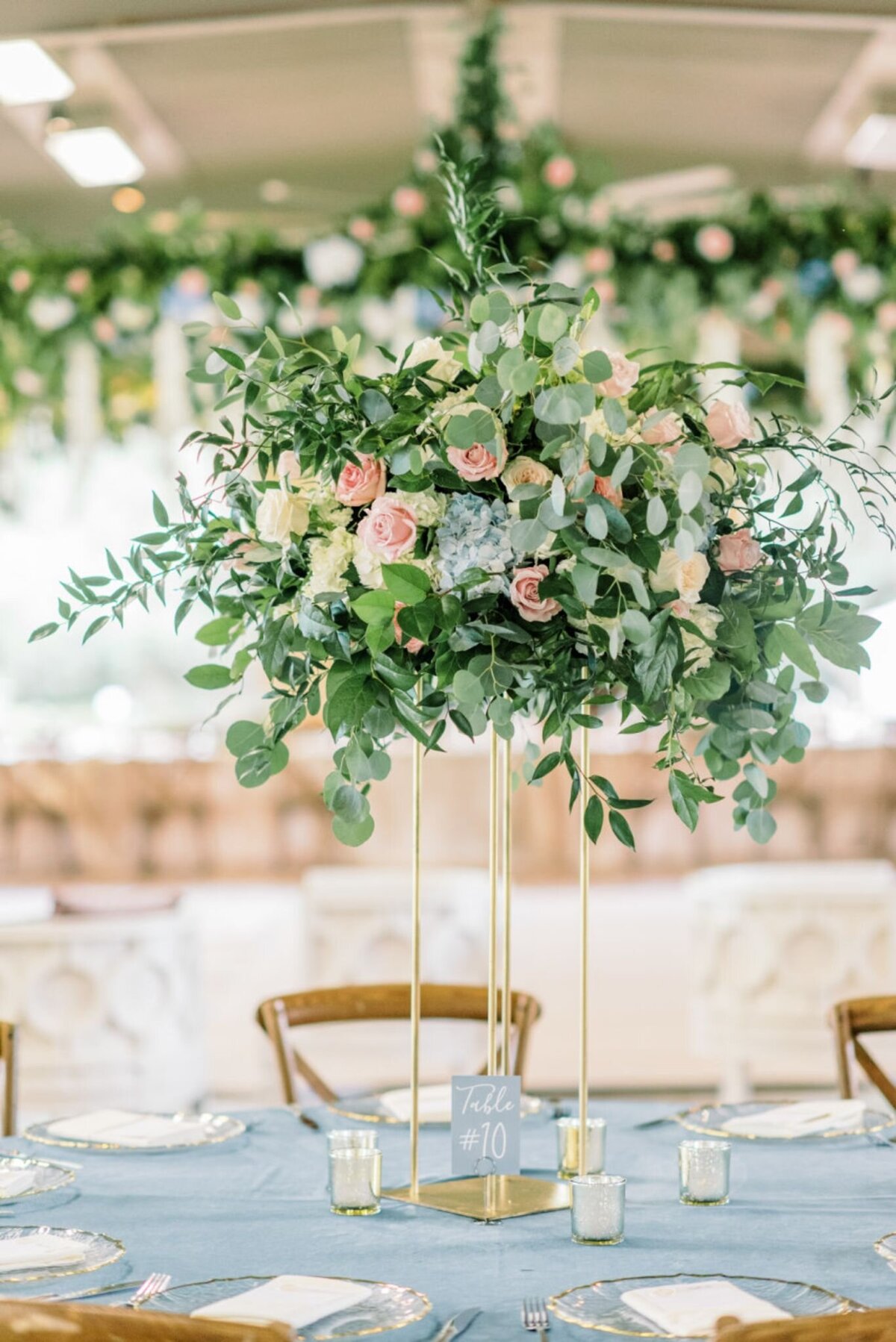 elegant-hanging-flower-arrangement-tamara-menges-designs-12