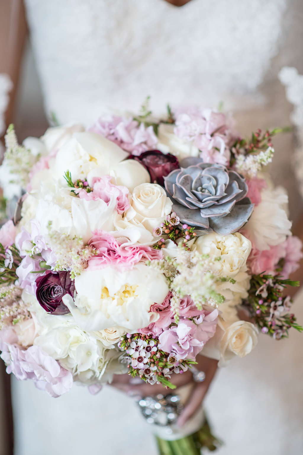Light-Pink-Succulent-Bouquet-Janel-Elise-Events