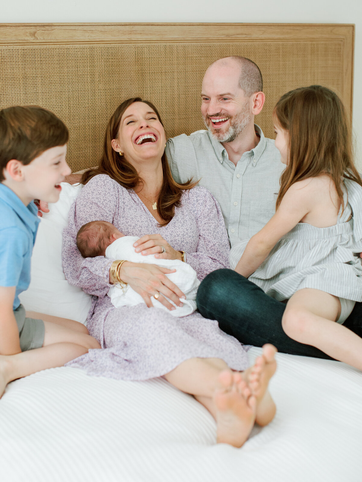 richmond-natural-newborn-photos-at-home-amy-nicole-photography-0214