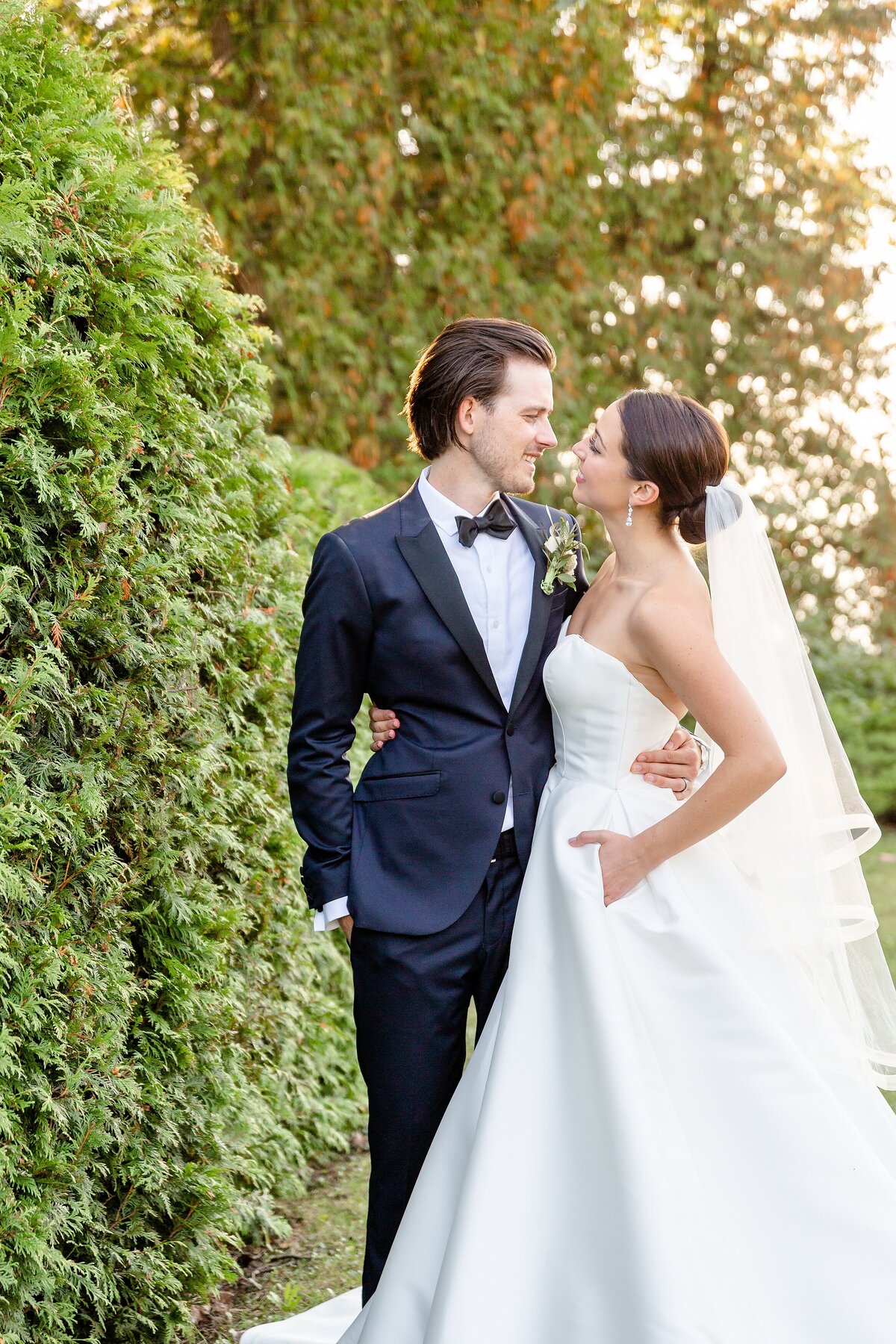 Private Family Cottage Estate Wedding Goderich Ontario | Dylan and Sandra Photography 029