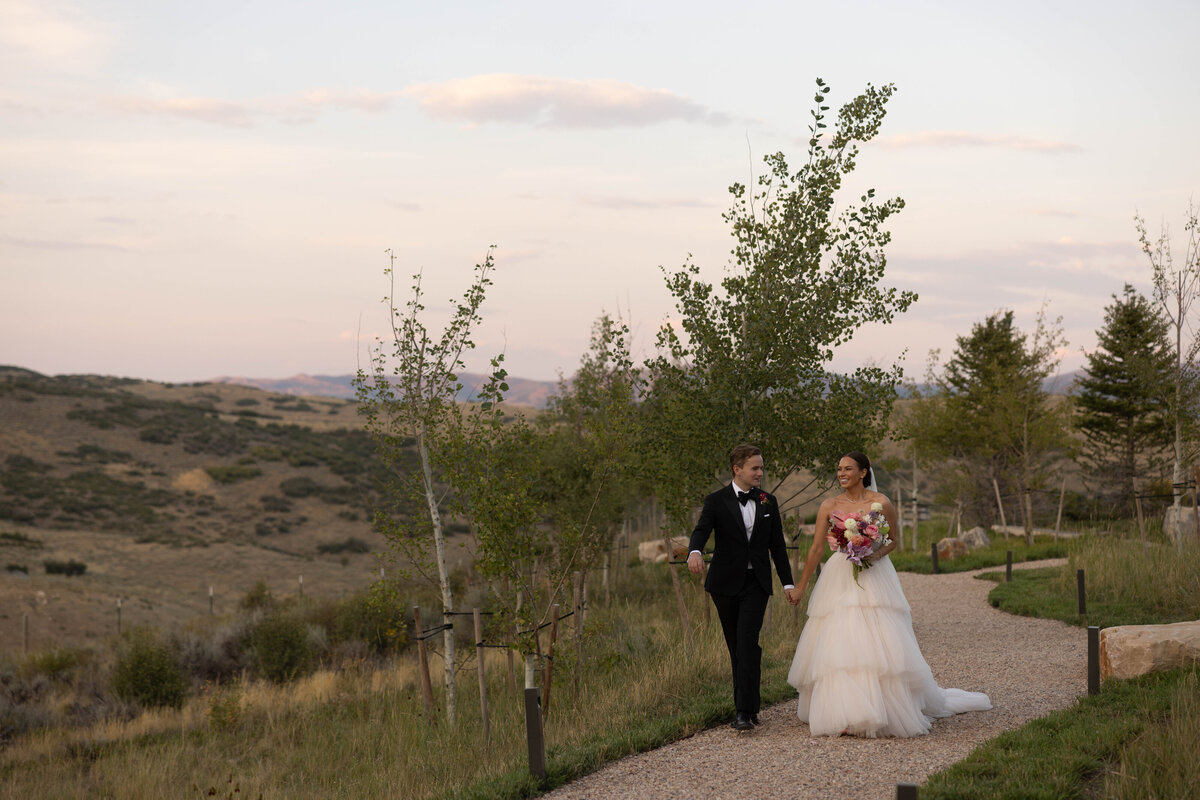 Emma and Karson_Alexx Davila Photo_Utah Documentary Wedding Photographer-604