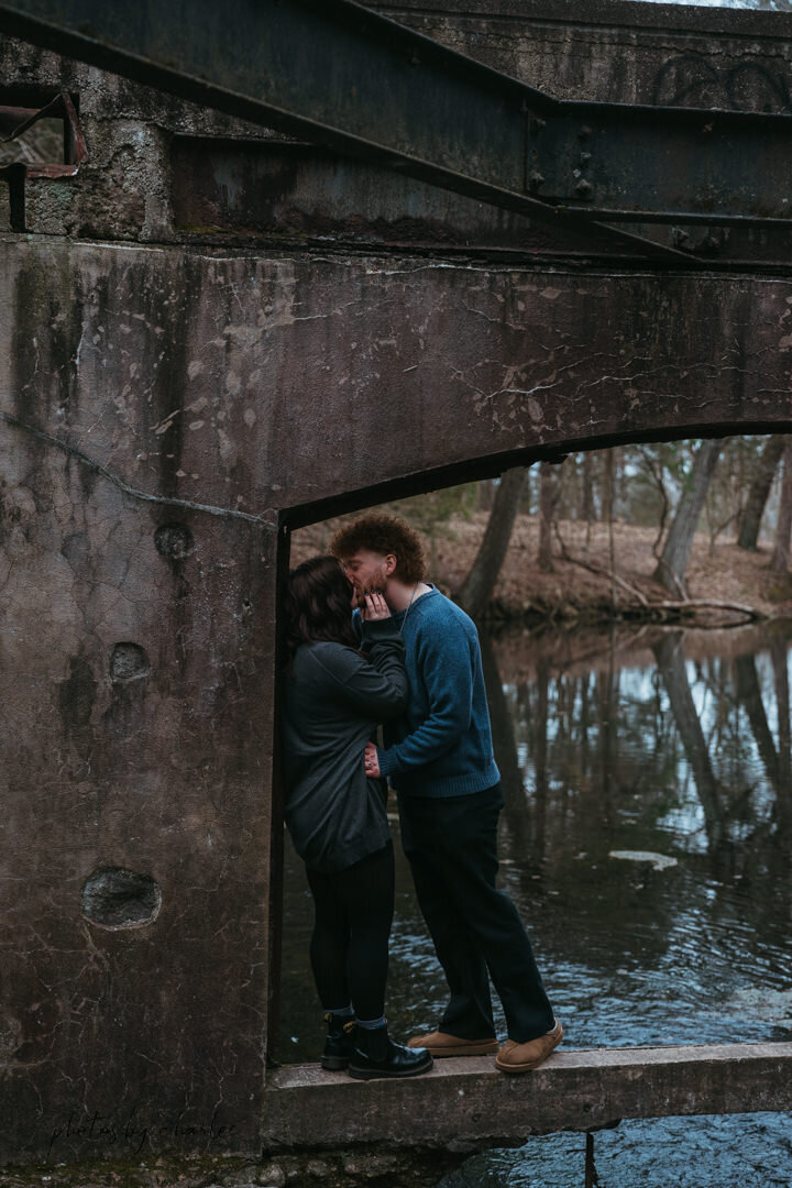 milwaukee engagement photographer-20