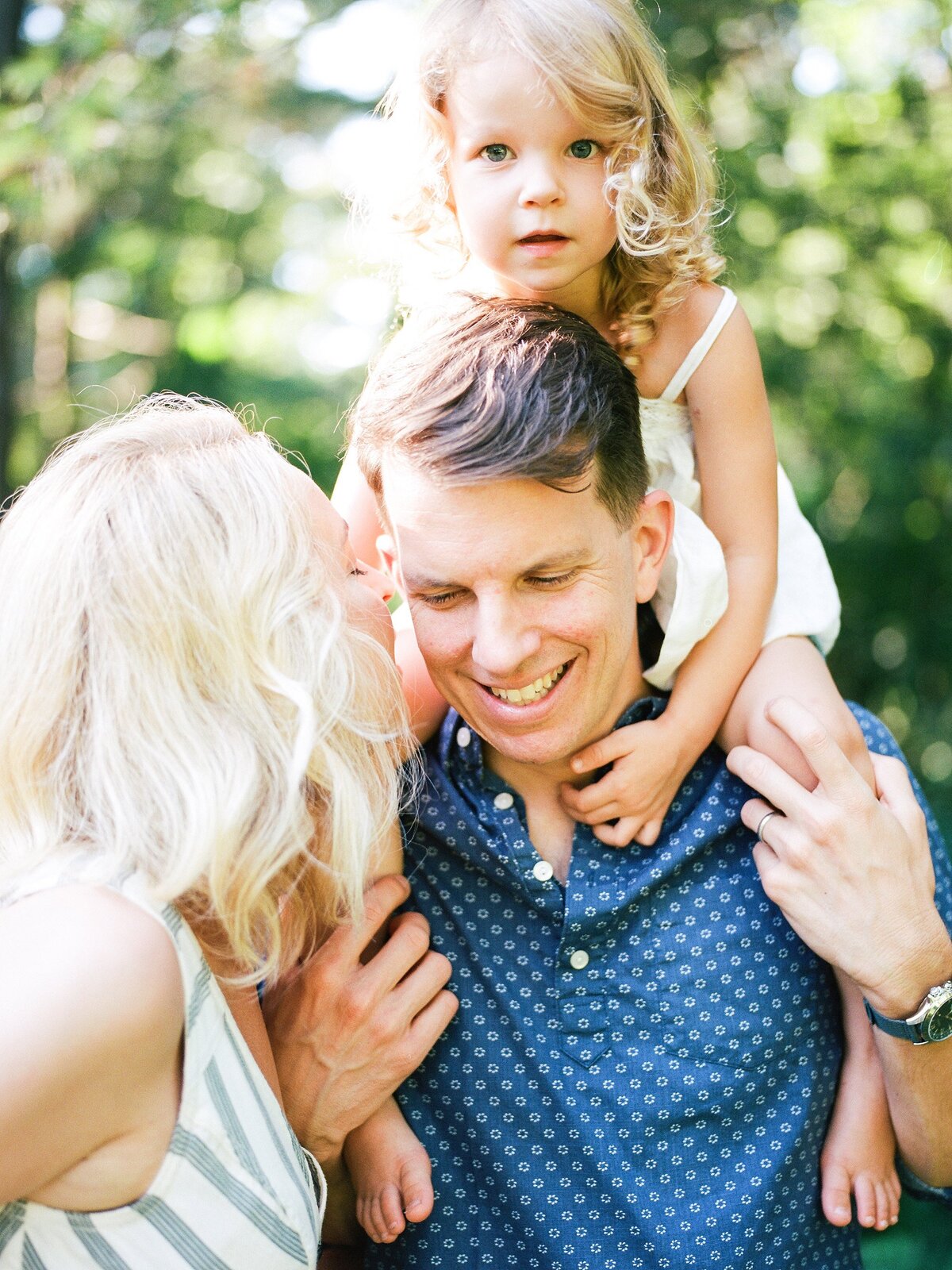 backyard-summer-family-photos-amy-nicole-photography-0019