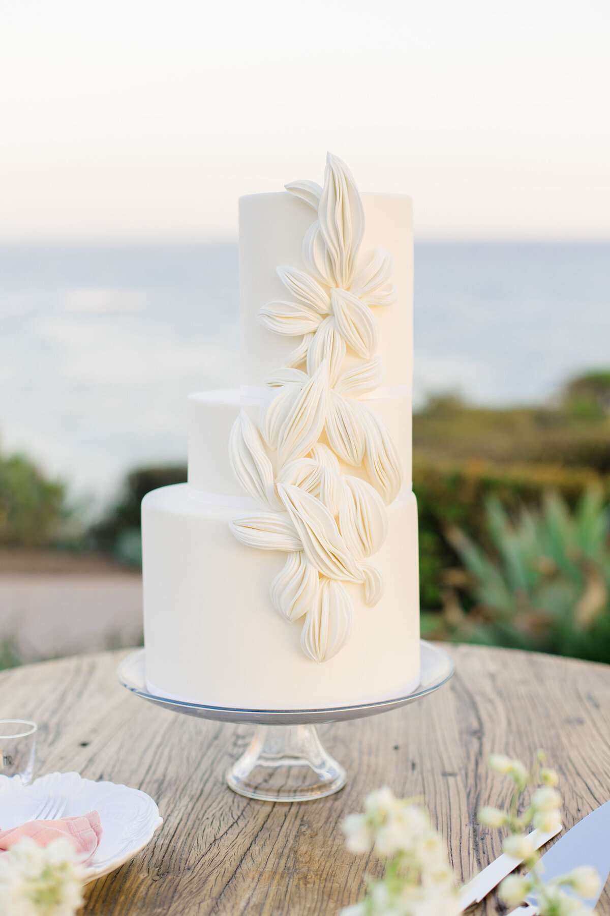 Rachael_Kazmier_Photography_Luxury_Destination_Editorial_Wedding_Photography_KandJ_Montage_Laguna_Beach-27